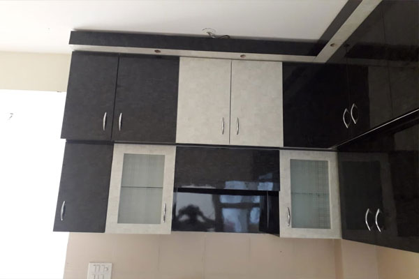 Space-saving modular kitchen design